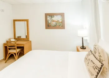 Sandy Beach Hotel hotel thumbnail 8