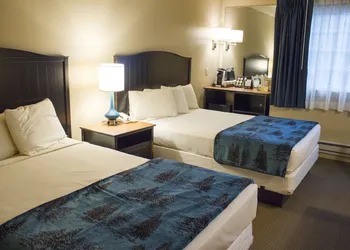 Grant Village - Inside the Park hotel thumbnail 2