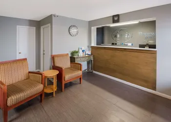 Rodeway Inn Brazil hotel thumbnail 4