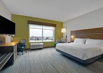 Holiday Inn Express & Suites Collingwood by IHG hotel thumbnail 6