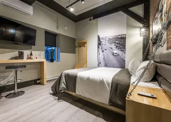 La Suite Hotel hotel thumbnail 6