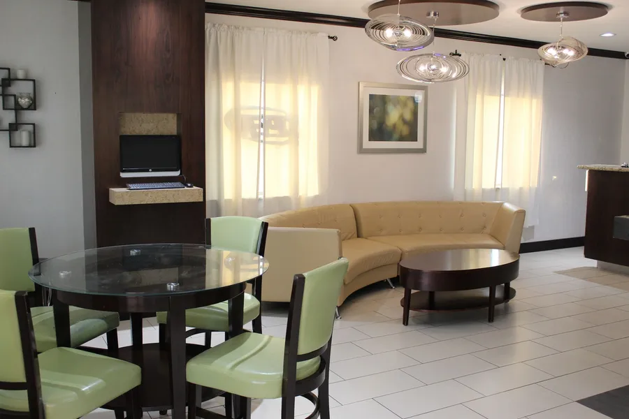 Horizon Inn & Suites - Pearsall hotel detail image 2