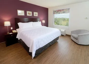 Holiday Inn Reynosa Industrial Poniente by IHG hotel thumbnail 3