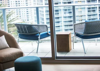 Kimpton EPIC Hotel by IHG hotel thumbnail 4