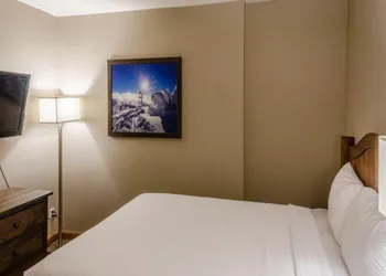 Cahilty Lodge hotel thumbnail 6