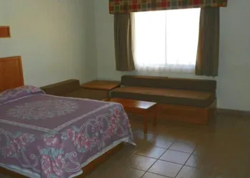 Hotel Maria Luisa Inn & Suites hotel thumbnail 7