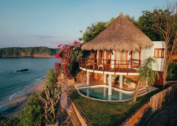 ZOA Hotel - Michelin Key Winner - Adults Only hotel thumbnail 7