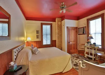 O'Casey's Boutique Inn hotel thumbnail 3