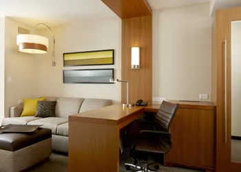 Hyatt Place Calgary Airport hotel thumbnail 8