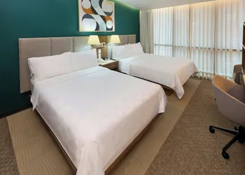 Holiday Inn Hotel & Suites Medica Sur by IHG hotel thumbnail 3