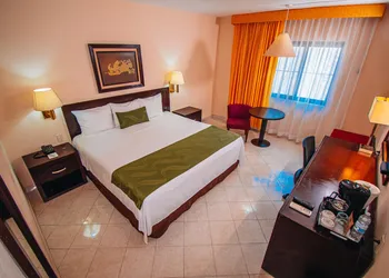 Eco City Hoteles hotel thumbnail 3