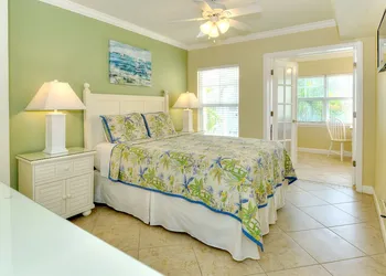 Barefoot Beach Resort hotel thumbnail 4