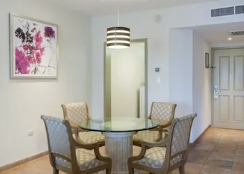 Holiday Inn Ciudad del Carmen by IHG hotel thumbnail 8