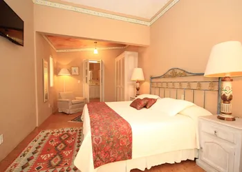 Villa Mirasol Hotel hotel thumbnail 7