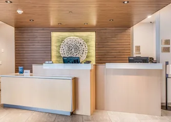 Fairfield Inn & Suites by Marriott Rolla hotel thumbnail 2