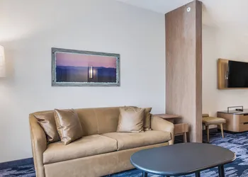 Fairfield Inn & Suites by Marriott Rolla hotel thumbnail 7