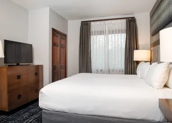 Club Wyndham Glacier Canyon hotel thumbnail 4