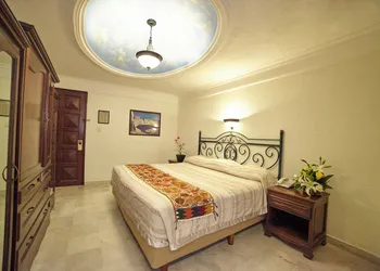 Hotel Francis Drake hotel thumbnail 4