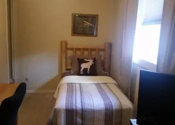 Jewel Lake Bed and Breakfast hotel thumbnail 4