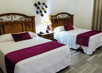 Hotel Hacienda Bugambilias La Paz & Centro de Convenciones hotel thumbnail 7
