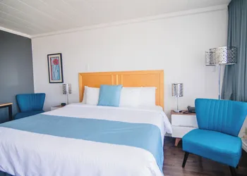 Riôtel Carleton-sur-Mer hotel thumbnail 7