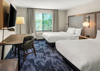 Fairfield Inn & Suites by Marriott Duluth hotel thumbnail 6