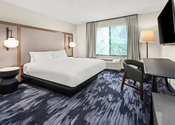 Fairfield Inn & Suites by Marriott Duluth hotel thumbnail 7
