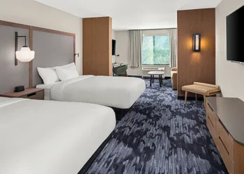 Fairfield Inn & Suites by Marriott Duluth hotel thumbnail 8