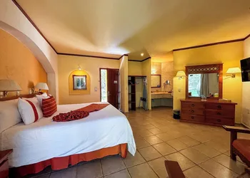 Hotel Misión Comanjilla hotel thumbnail 4
