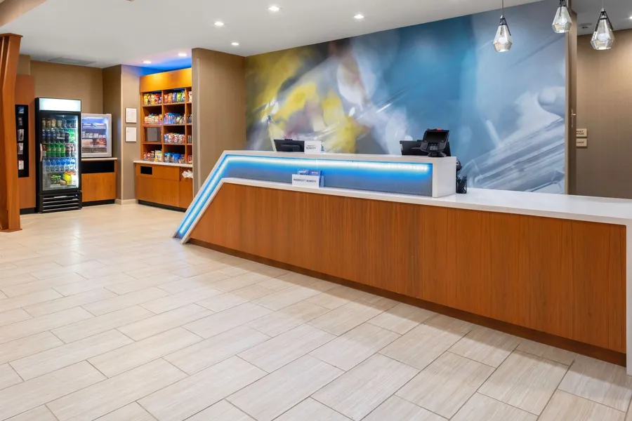 SpringHill Suites Kansas City Airport hotel detail image 2