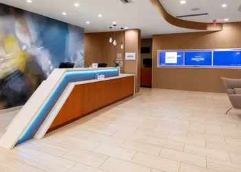 SpringHill Suites Kansas City Airport hotel thumbnail 3
