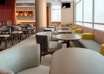 SpringHill Suites Kansas City Airport hotel thumbnail 6