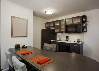 Candlewood Suites Austin Airport by IHG hotel thumbnail 8