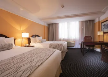 Krystal Satélite María Bárbara hotel thumbnail 6