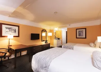 Krystal Satélite María Bárbara hotel thumbnail 8