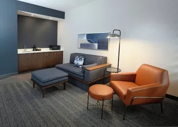 Courtyard by Marriott Charlotte Waverly hotel thumbnail 8
