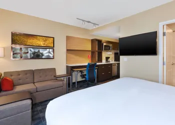 TownePlace Suites by Marriott Grand Rapids Airport Southeast hotel thumbnail 8