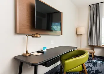 Fairfield Inn & Suites by Marriott Salmon Arm hotel thumbnail 5