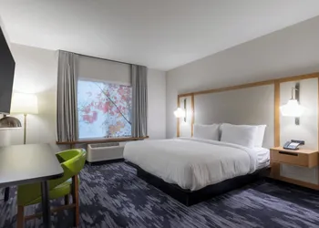 Fairfield Inn & Suites by Marriott Salmon Arm hotel thumbnail 6