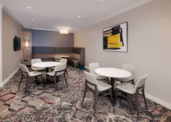 Sonesta ES Suites Atlanta Alpharetta North Point Mall hotel thumbnail 3