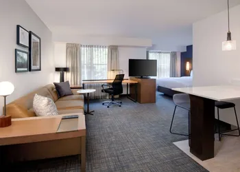 Sonesta ES Suites Atlanta Alpharetta North Point Mall hotel thumbnail 4