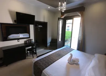 Hotel San Diego hotel thumbnail 2