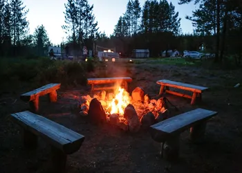 Under Canvas Glacier hotel thumbnail 6