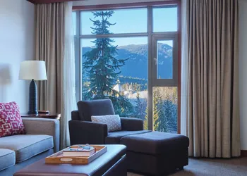 Pan Pacific Whistler Village Centre hotel thumbnail 8