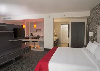 Holiday Inn Express Queretaro by IHG hotel thumbnail 5