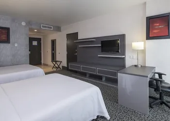Holiday Inn Express Queretaro by IHG hotel thumbnail 6