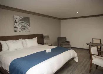 Suites Obelisk hotel thumbnail 4