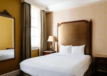 The Lafayette New Orleans By Kasa Living hotel thumbnail 5