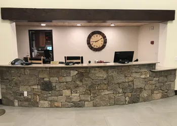 Red Feather Lodge hotel thumbnail 3