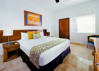 Ocean Breeze Nuevo Vallarta hotel thumbnail 5